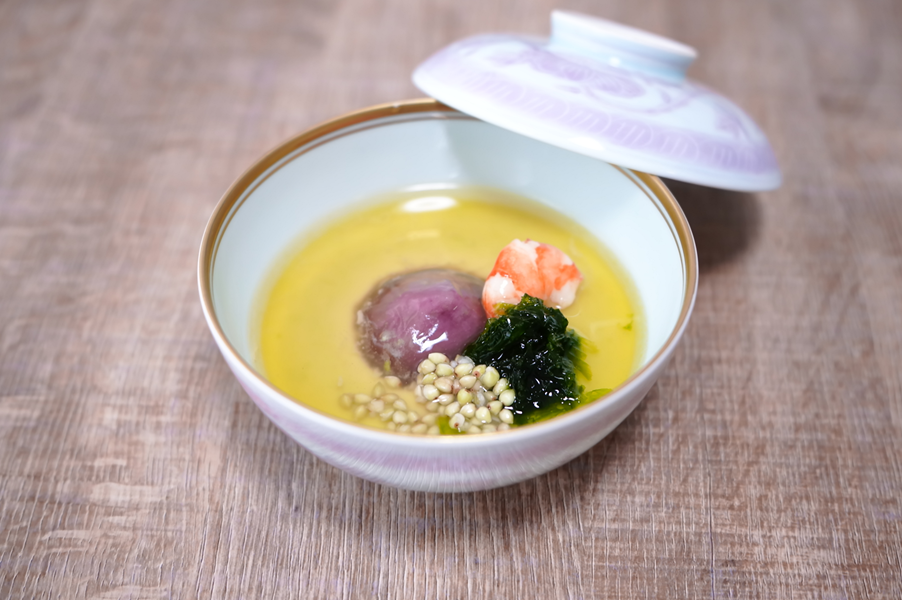 紫芋水晶の枝豆茶碗蒸し写真